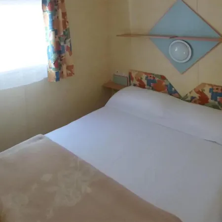 Charming Mobile Home In Sorso With Shared Pool *