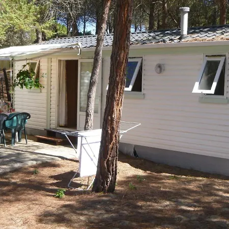Charming Mobile Home In Sorso With Shared Pool בית נופש סורסו