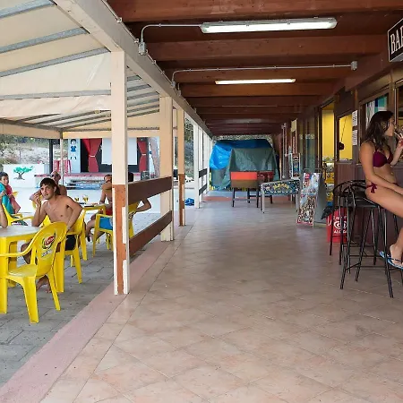 Charming Mobile Home In Sorso With Shared Pool בית נופש *