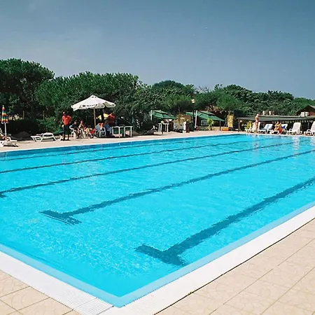 Charming Mobile Home In Sorso With Shared Pool *