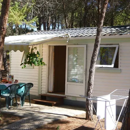 Charming Mobile Home In Sorso With Shared Pool * סורסו